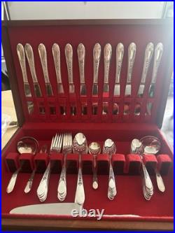 WM Rogers MFG Co Original Rogers Silverware Set of 48 Pieces Service for 12