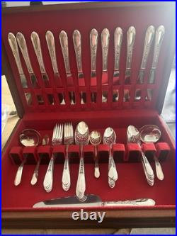 WM Rogers MFG Co Original Rogers Silverware Set of 48 Pieces Service for 12