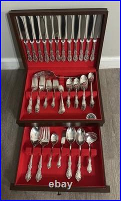 WM. Rogers Mfg. Co. Silver Plated Flatware Grand Elegance 104 Pcs Original Box