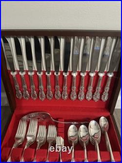 WM. Rogers Mfg. Co. Silver Plated Flatware Grand Elegance 104 Pcs Original Box