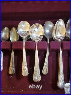 WM Rogers Mfg Co Silverware withBox Flatware 66 Pieces Withcase