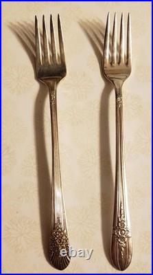 WM Rogers Original Rogers MFG CO Extra Plate Flatware Set Of 38 Pieces + Case