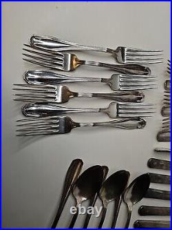 WM Rogers & Son AA Flatware Set Clinton Silverware Silver Plate Set Of 31 9cz