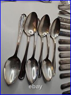 WM Rogers & Son AA Flatware Set Clinton Silverware Silver Plate Set Of 31 9cz