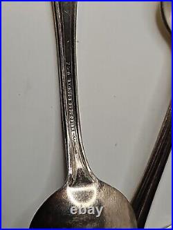 WM Rogers & Son AA Flatware Set Clinton Silverware Silver Plate Set Of 31 9cz