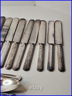 WM Rogers & Son AA Flatware Set Clinton Silverware Silver Plate Set Of 31 9cz