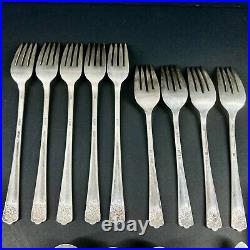 WM Rogers & Son April International Silver Flatware Silverplate 30 pc VTG 1950