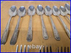 WM Rogers Tudor Plate Oneida Community Friendship/Medality Spoon Fork Flatware