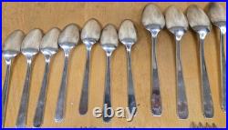 WM Rogers Tudor Plate Oneida Community Friendship/Medality Spoon Fork Flatware