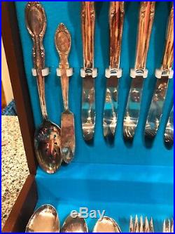 WM Rogers Vintage 61 Pc Silverplate Silverware Set Service For 8