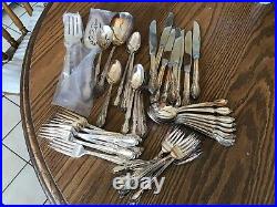 WM Rogers antique Extra Silver plated flatware with Dove tail chest 1956 Claridge