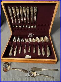 Wh rogers original series silver plate flat ware