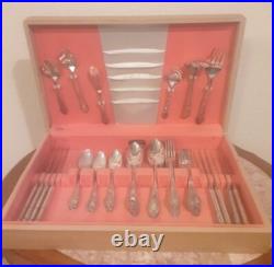 William A Rogers Silver Plate Oneida Rendezvous South Box Set See Description