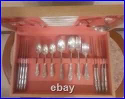 William A Rogers Silver Plate Oneida Rendezvous South Box Set See Description