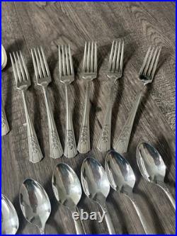 Wm A Rogers A1 Plus Oneida Ltd 1938 ROSALIE PATTERN 25 pc Silver Plate Flatware