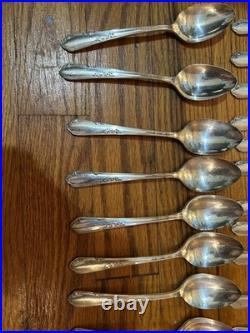 Wm A Rogers A1 Plus Oneida Ltd Silverware Set 66 Pieces- Antique