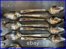Wm A. Rogers AA Heavy Oneida LTD Silver Plate Artistic Floral Lot Of 50 Pieces