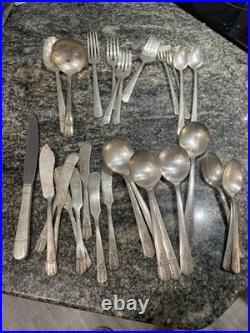 Wm A Rogers Oneida Silver Plate Everlasting Pattern