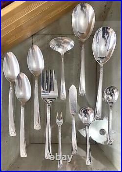 Wm Rogers IS Vintage Silver Plate 83-Pc Spring Charm Flatware Set For 12