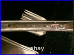 Wm Rogers MFG Co AA IS Silver Plated JUBILEE Silverware 54 Pieces In OAK CHEST