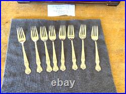 Wm Rogers Mfg Co Extra Plate INSPIRATION MAGNOLIA Setting for 8 Serving PRISTINE