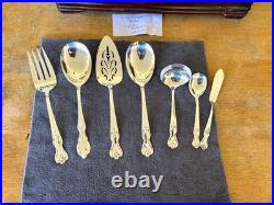 Wm Rogers Mfg Co Extra Plate INSPIRATION MAGNOLIA Setting for 8 Serving PRISTINE
