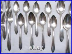 Wm Rogers Mfg Co IS Silverplate Flatware Lufberry 50 pc Silver Plate Svc For 8 Wm Rogers Mfg Co IS Silverplate Flatware Lufberry 50 pc Silver Plate Svc For 8