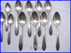 Wm Rogers Mfg Co IS Silverplate Flatware Lufberry 50 pc Silver Plate Svc For 8 Wm Rogers Mfg Co IS Silverplate Flatware Lufberry 50 pc Silver Plate Svc For 8