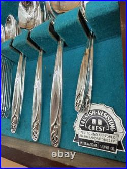 Wm Rogers Oneida Silver Plate Flatware Flowertime 54 pcs K Wm Rogers Oneida Silver Plate Flatware Flowertime 54 pcs K
