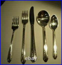 Wm. Rogers Picardy Rosalind Silverplate Flatware Service for 8 + extras 53 pieces