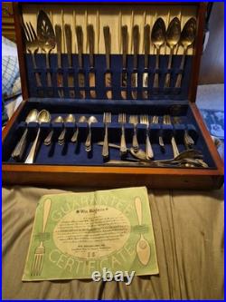 Wm. Rogers Silver Plate Flatware WithCOA, Orig. Case. 8 Pl. Setting. +10 Misc Othr