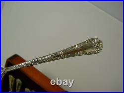 Wm. Rogers & Son ENCHANTED ROSE Silver Plate Flatware Set 42PC with Wood Chest