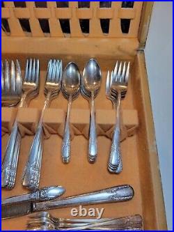 Wm Rogers & Son Silver Plate 79 Piece Set In Box