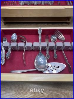 Wm. Rogers & Son VICTORIAN ROSE Silverplate Flatware 72 Pc Set in original box Wm. Rogers & Son VICTORIAN ROSE Silverplate Flatware 72 Pc Set in original box